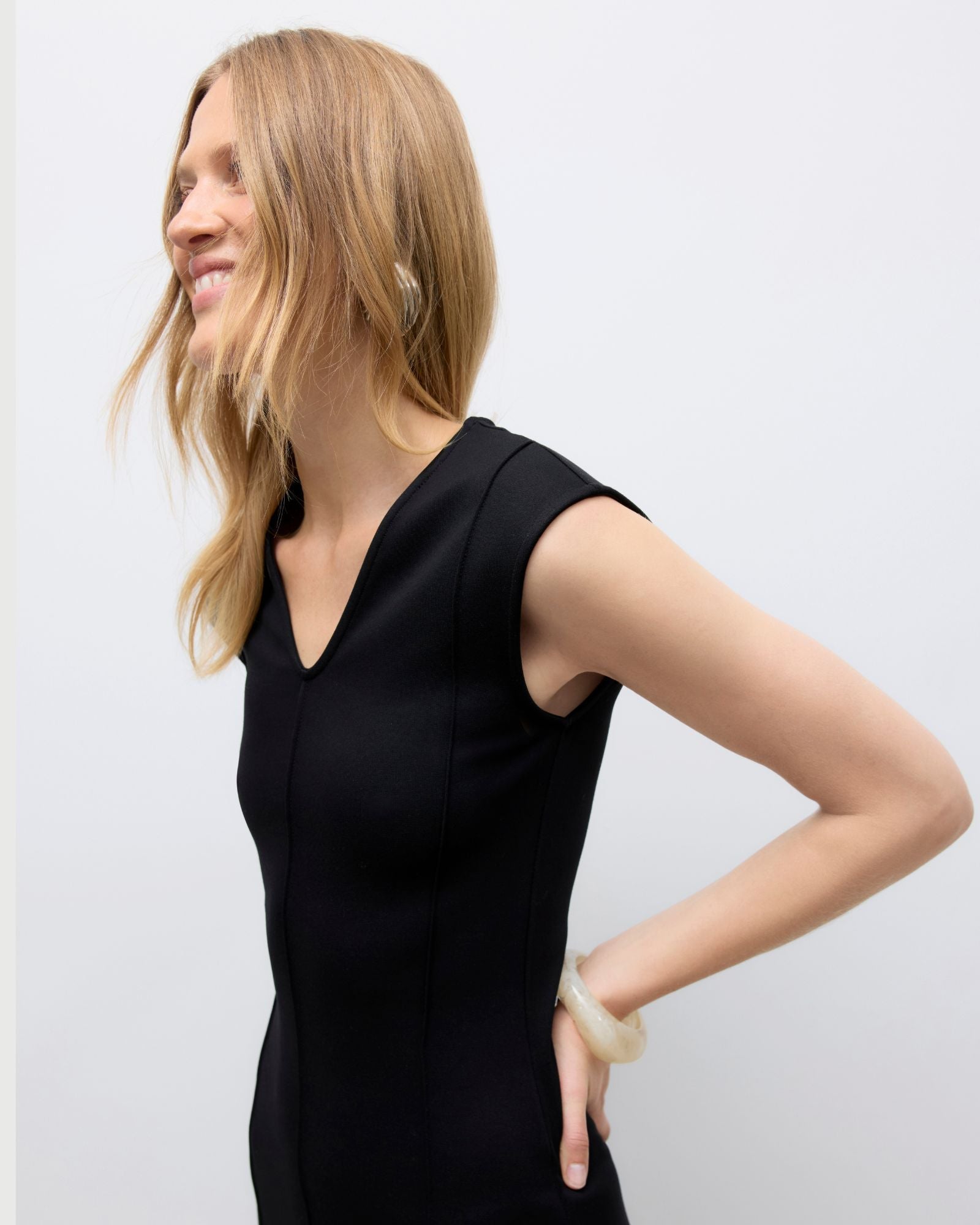 AWTIMIAN FITTED MIDI DRESS